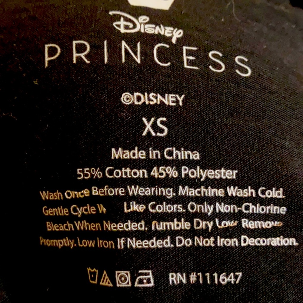 BLACK SHRIT! - Picture 2 of 2